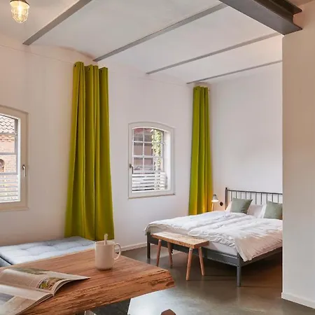 Re~barn - Modern Country Appartement Essel