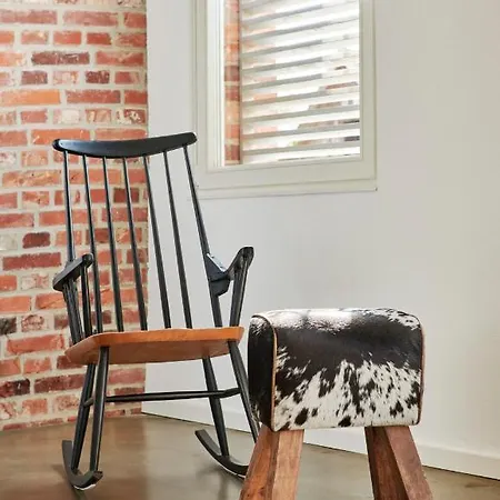 Re~barn - Modern Country *