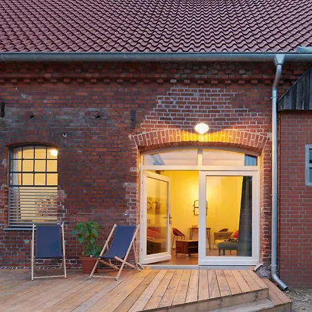 Re~barn - Modern Country Appartement Essel