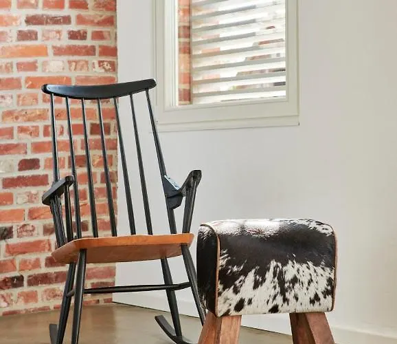 Re~barn - Modern Country *