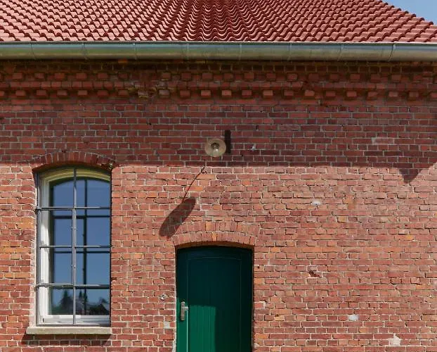 Re~barn - Modern Country Essel